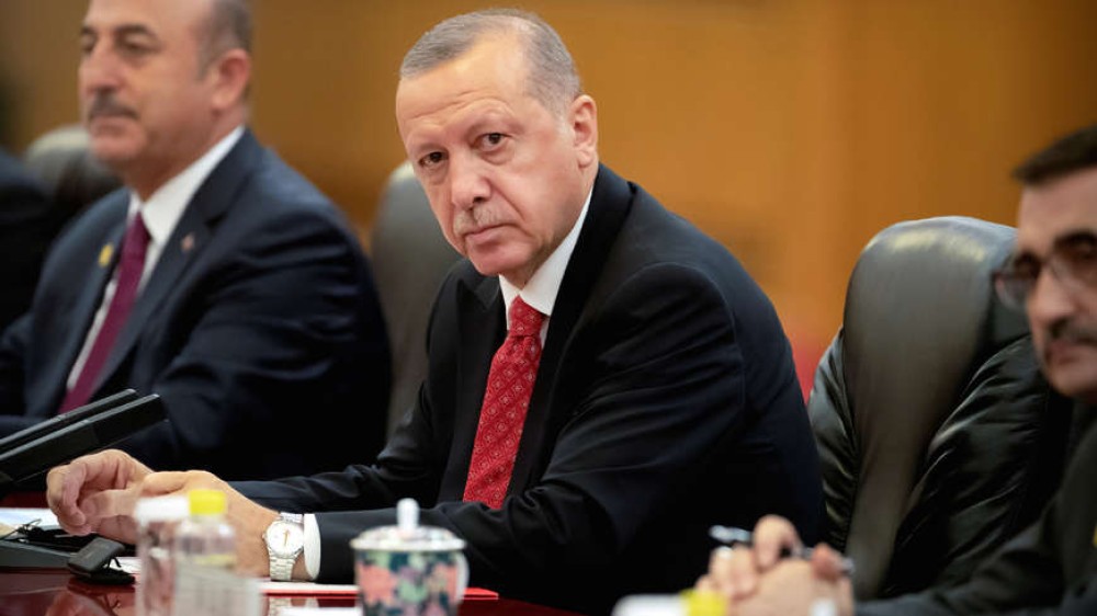 Αλλαγές για τον έλεγχο της Κεντρικής Τράπεζας προωθεί ο Ερντογάν
