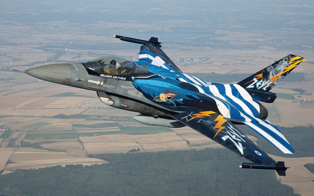 Το F16 «Ζευς» τίμησε την  Ένωση της Επτανήσου με την Ελλάδα