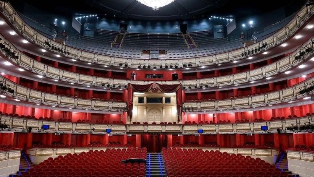 Χαμός σε παράσταση στο Βασιλικό Θέατρο της Μαδρίτης επειδή δεν τηρούνταν τα μέτρα ασφαλείας