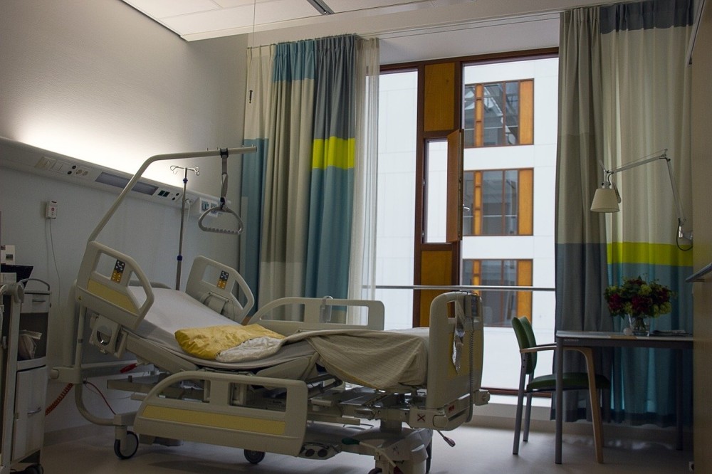Παγώνη: Εκκενώνονται κρεβάτια ΜΕΘ για ασθενείς με κορωνοϊό