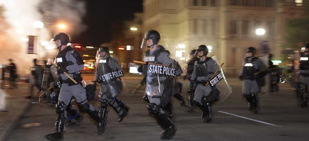 ΗΠΑ: Αστυνομικός τραυματίστηκε από σφαίρα στη διάρκεια διαδηλώσεων
