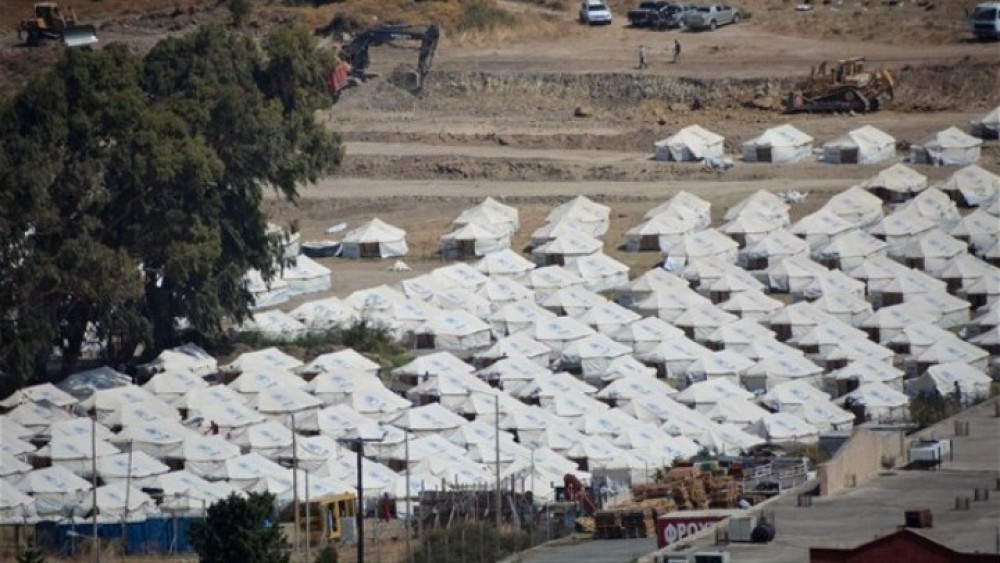 Χρυσοχοϊδης: 9.200 πρόσφυγες στο Καρά Τεπέ- Κανείς δε θα φύγει χωρίς νόμιμα έγγραφα