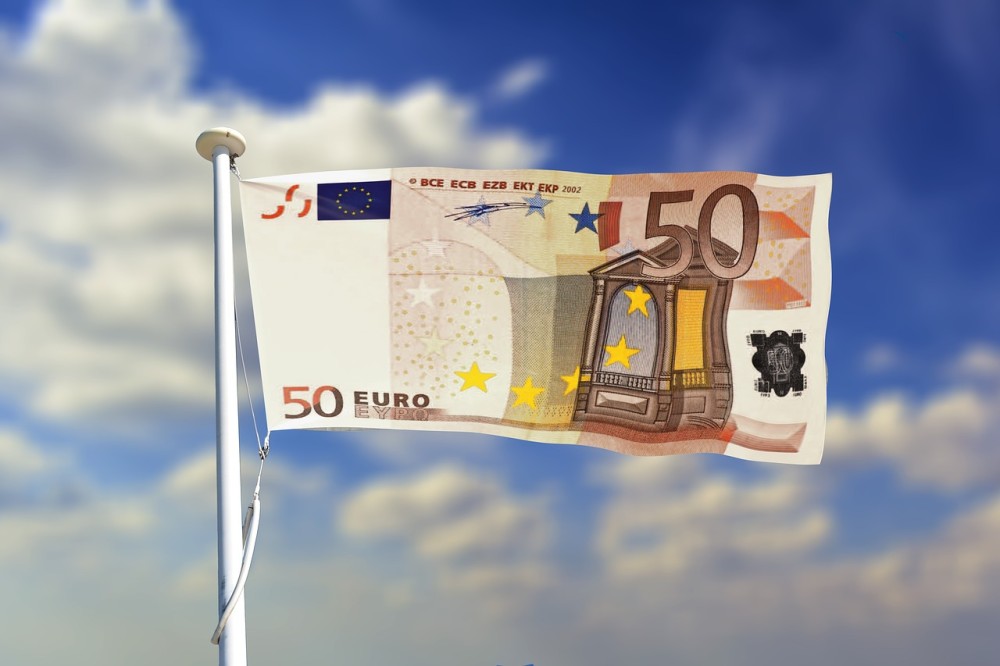 Ξεπέρασαν τα 14 δισ. ευρώ  οι προσφορές για το 15ετές ελληνικό ομόλογο