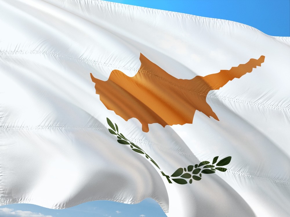 Κύπρος: Η πρώτη παραίτηση μετά το σκάνδαλο με τα διαβατήρια