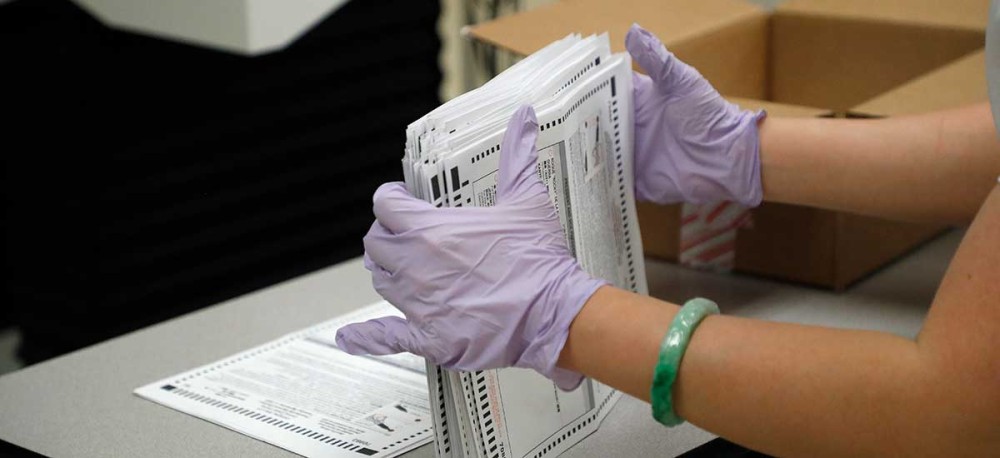 Εκλογές ΗΠΑ: Ακόμη 1.700 ψηφοδέλτια βρέθηκαν σε κέντρα διαλογής στην Πενσιλβάνια