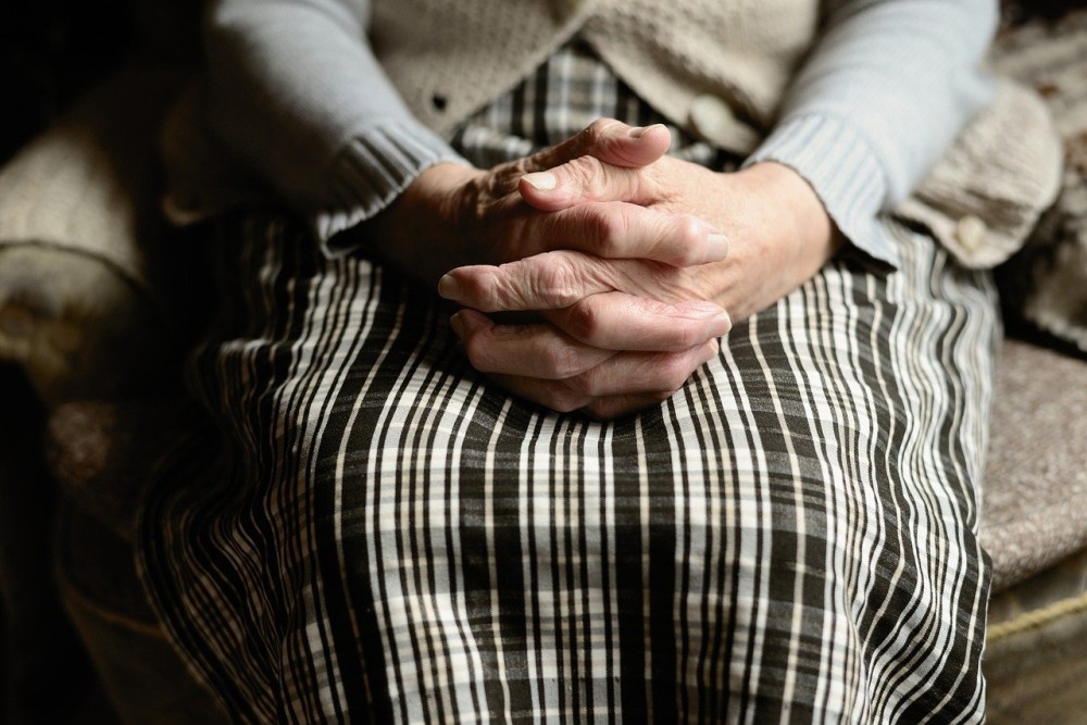 ΗΠΑ: Ασυμπτωματική ηλικιωμένη μετέδιδε τον κορωνοϊό επί 70 ημέρες