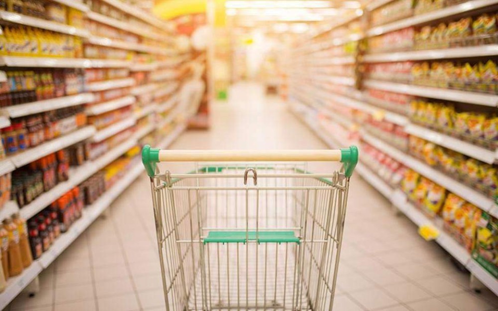 Στοπ στον αθέμιτο ανταγωνισμό: Μόνο τρόφιμα θα πωλούν τα σούπερ μάρκετ