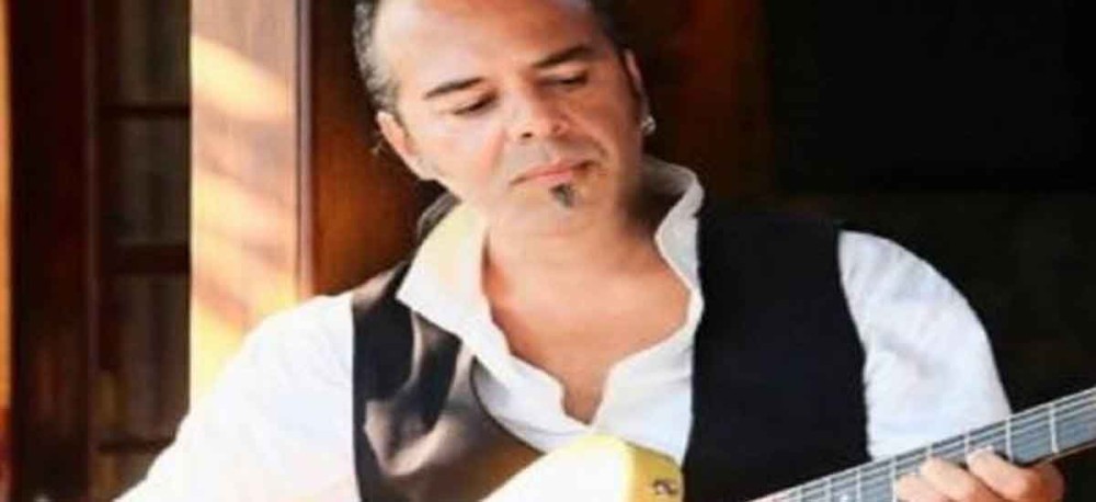 Κορωνοϊος: Πέθανε ο γνωστός μουσικός Βασίλης Blue Σωτηρίου