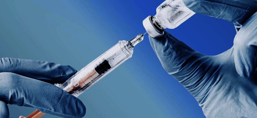 Eμβολιασμός: Το σχέδιο της κυβέρνησης για να αποφευχθεί ο συνωστισμός