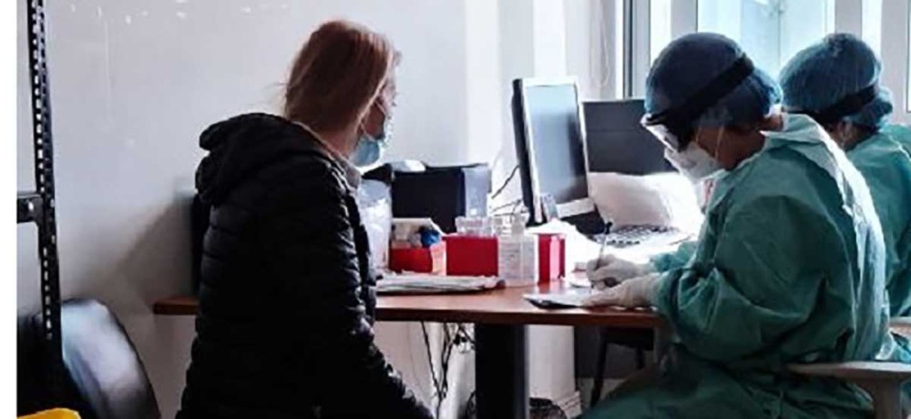 Εκατοντάδες διαγνωστικά τεστ σε υπαλλήλους της Περιφέρειας Αττικής