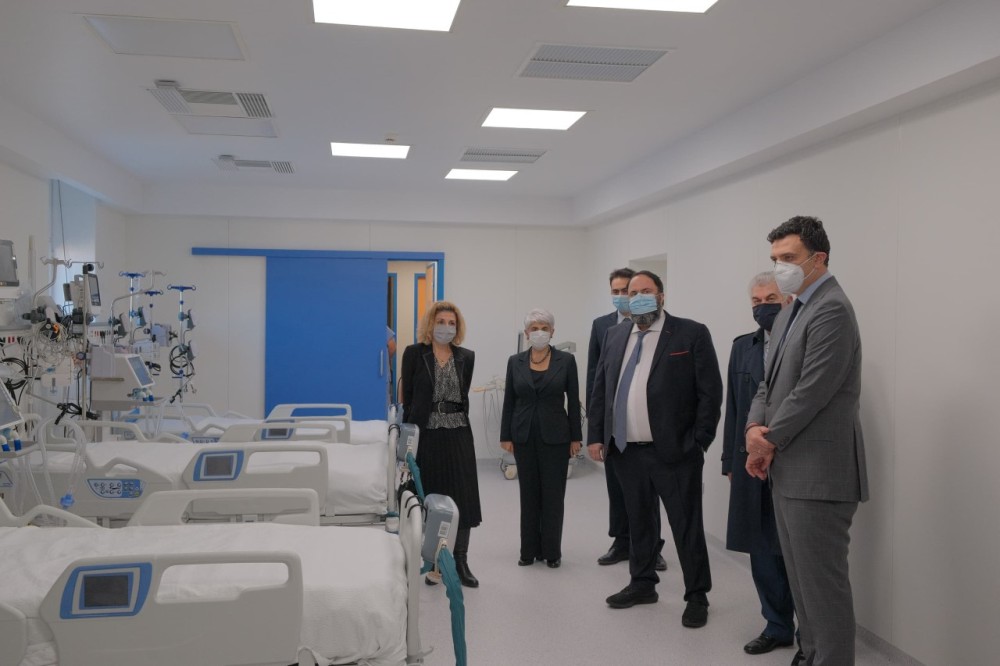Εγκαίνια 12 νέων κλινών ΜΕΘ στο Νοσοκομείο Νίκαιας από τον Υπουργό Υγείας Βασίλη Κικίλια