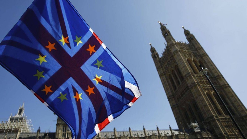 Εκτός Erasmus η Μεγάλη Βρετανία μετά τη συμφωνία με την ΕΕ- Με τι το αντικαθιστά