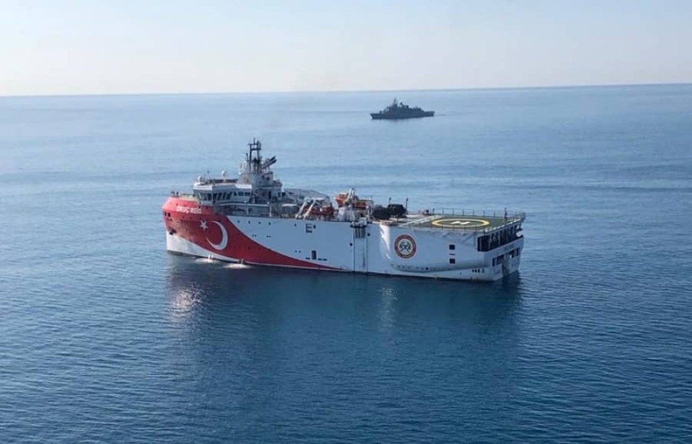 Προκλήσεων συνέχεια από την Τουρκία: Απέπλευσε το Ορούτς Ρέις