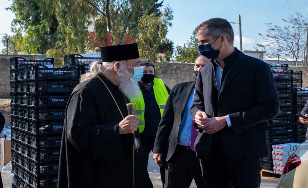 Δήμος Αθηναίων και Αρχιεπισκοπή μαζί για χιλιάδες οικογένειες που έχουν ανάγκη