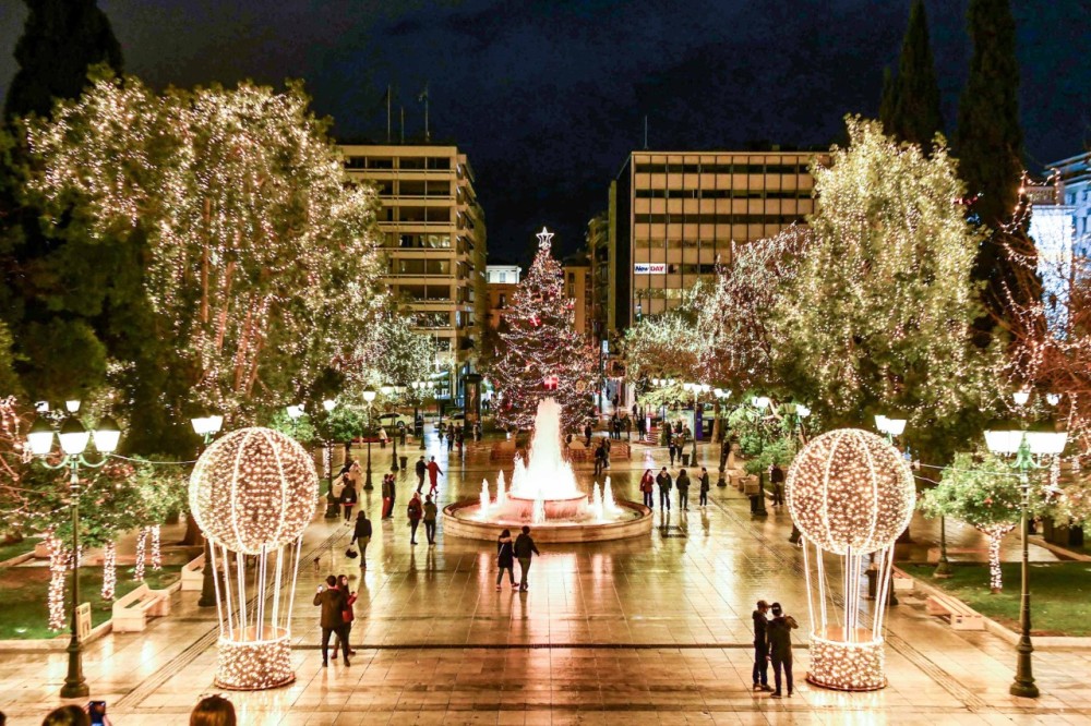 Μπακογιάννης: Ο χριστουγεννιάτικος στολισμός είναι η προίκα της Αθήνας