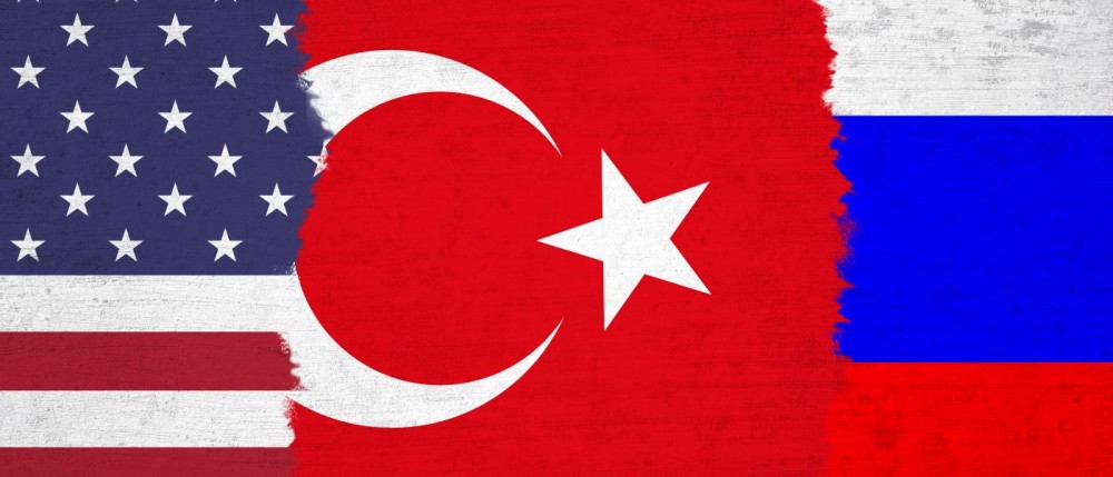 Αμερικανορωσική «σύρραξη» για τα μάτια της Τουρκίας