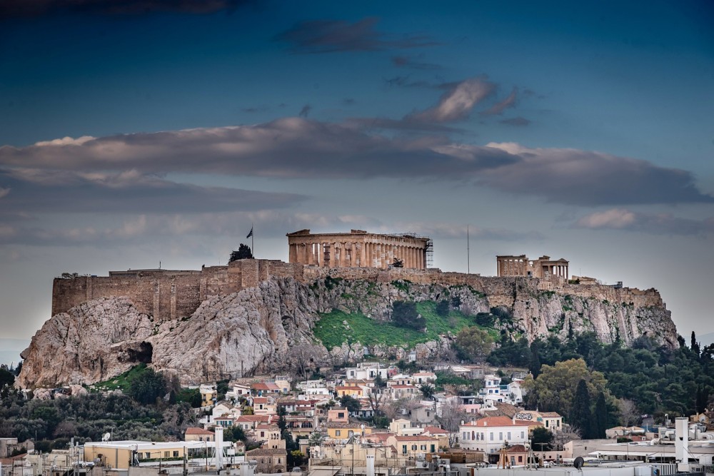 DIW: «Η Ελλάδα επενδύει επιτέλους στο μέλλον της»