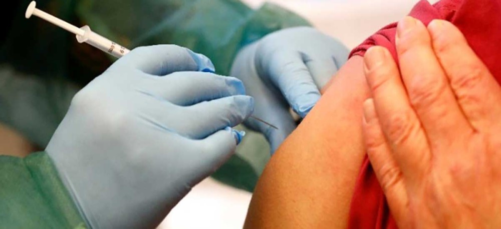 Ισραήλ-Κορωνοϊός: Εμβολιάστηκε πάνω από το 10% σε 12 μόλις ημέρες