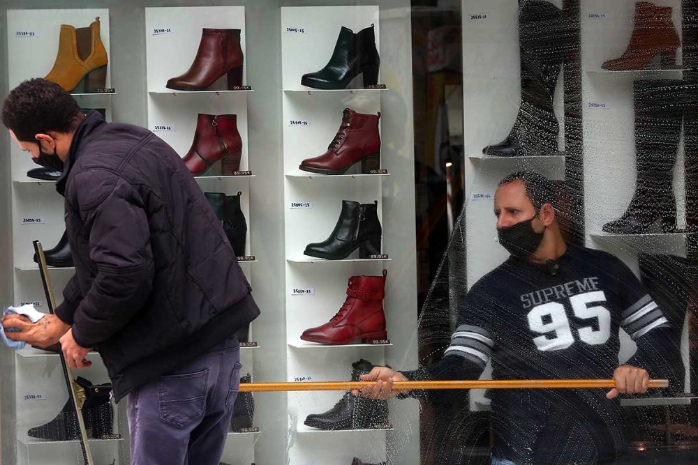 Εμπορικός Σύλλογος Αθήνας: Εφικτή η επαναλειτουργία του λιανεμπορίου με “click in shop”