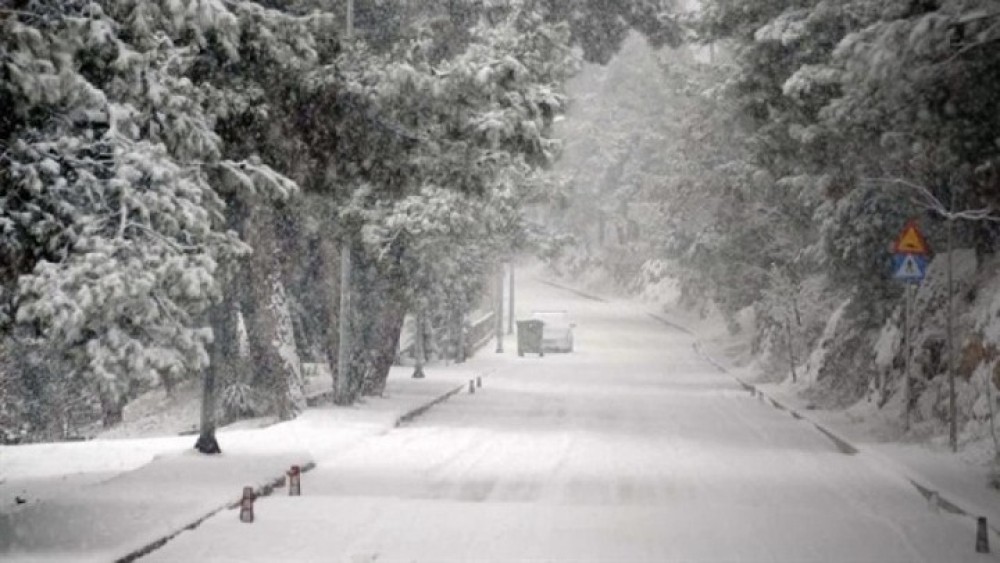 Περιφέρεια Πελοποννήσου: Σε ποιες περιοχές καταγράφονται προβλήματα, λόγω χιονοπτώσεων