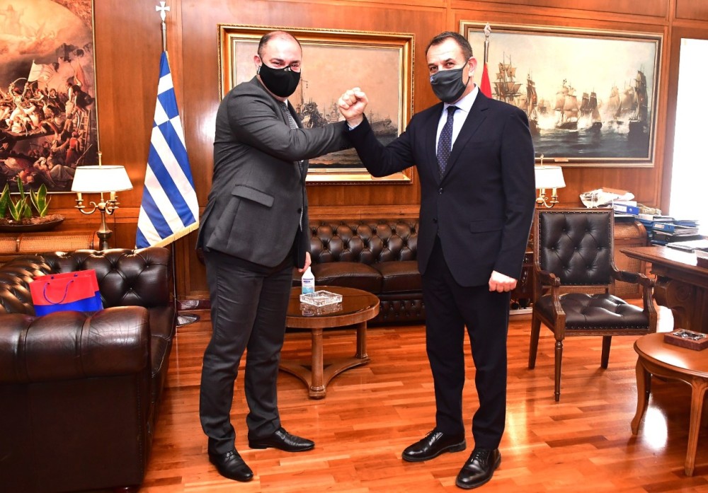 Συνάντηση Παναγιωτόπουλου με τον πρέσβη της Αρμενίας