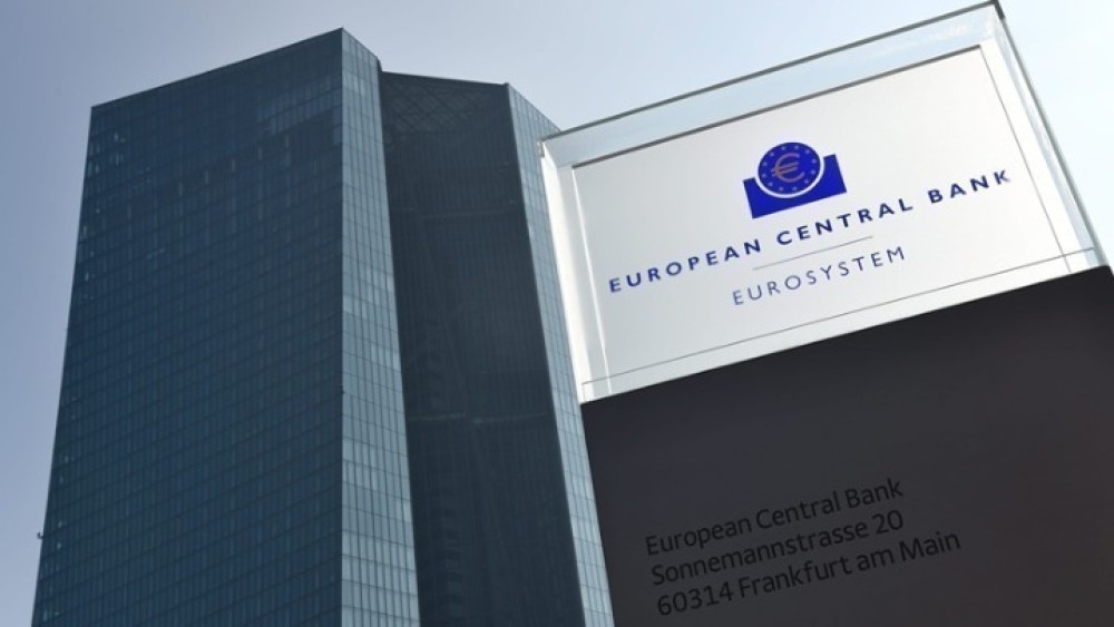 Διαγραφή των δημοσίων χρεών που διακρατά η ΕΚΤ ζητούν 100 οικονομολόγοι