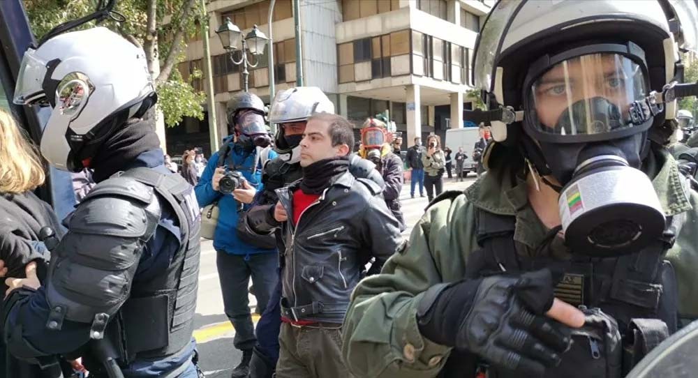 Επεισόδια στο κέντρο της Αθήνας: Χειροπέδες στον Έκτορα Κουφοντίνα