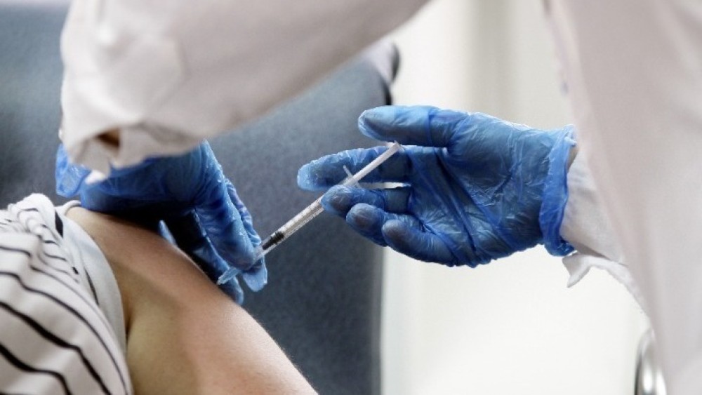 Κορωνοϊός: Ποιοι έχουν σειρά να εμβολιαστούν