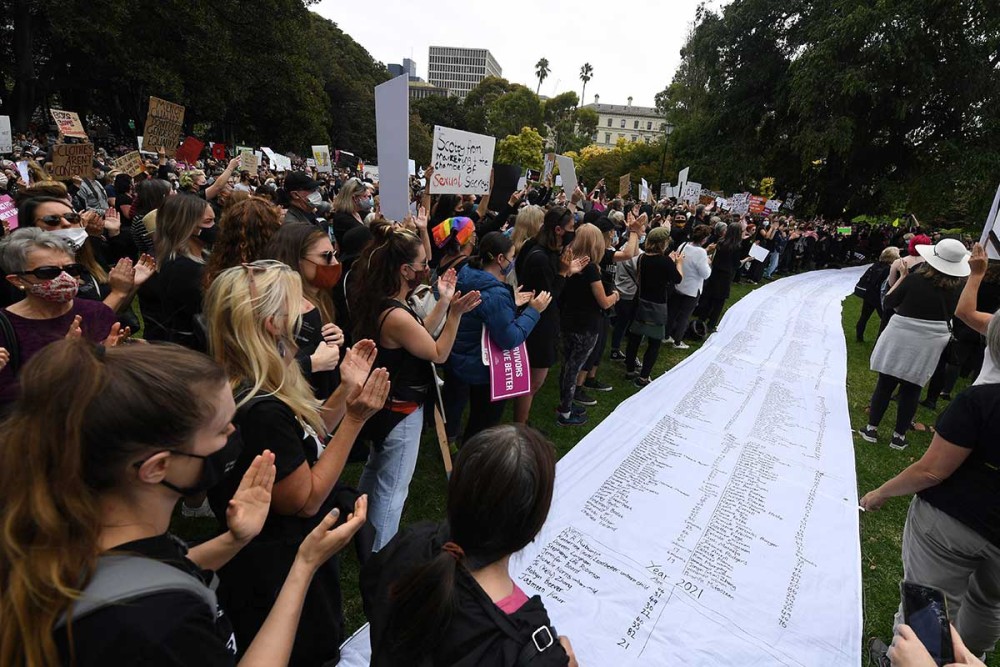 Αυστραλία: Χιλιάδες γυναίκες διαδήλωσαν κατά της σεξουαλικής βίας