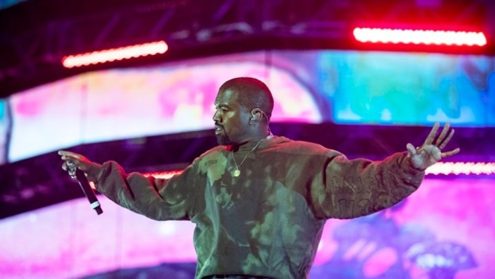 Ο Kanye West φέρεται να είναι ο πλουσιότερος μαύρος στην ιστορία των ΗΠΑ