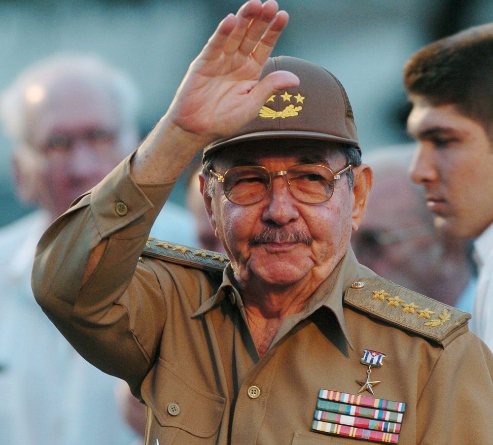 Ο Ραούλ Κάστρο παραδίδει τη σκυτάλη της ηγεσίας