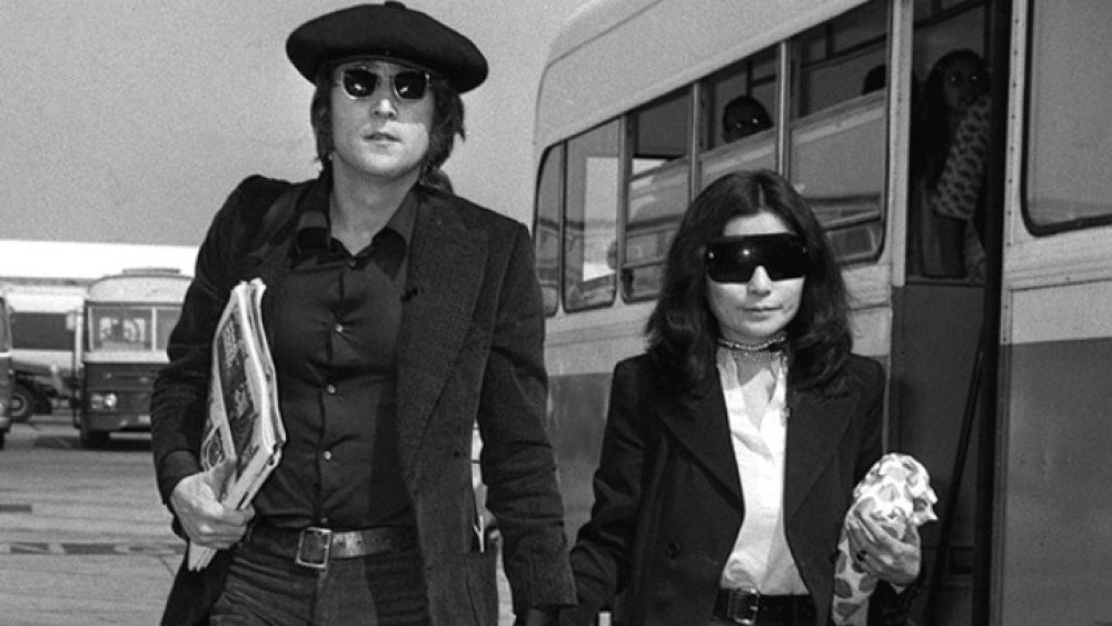 Ακυκλοφόρητα πλάνα από τη ζωή στο σπίτι των Lennon και Ono