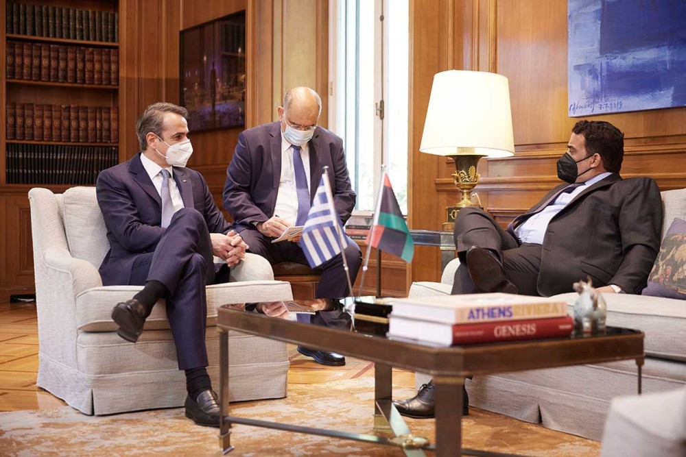 Μητσοτάκης με Πρόεδρο Λιβύης: Επανεκκίνηση συνομιλιών για την οριοθέτηση των Θαλασσίων Ζωνών