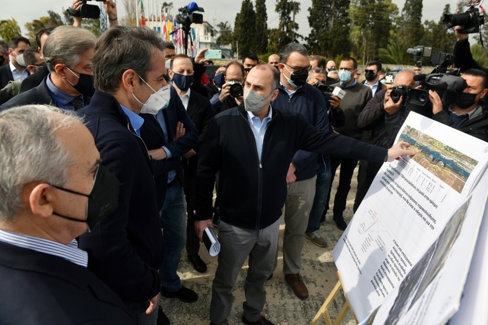 Στη Διώρυγα της Κορίνθου ο πρωθυπουργός -Ενημερώθηκε για τα έργα αποκατάστασης