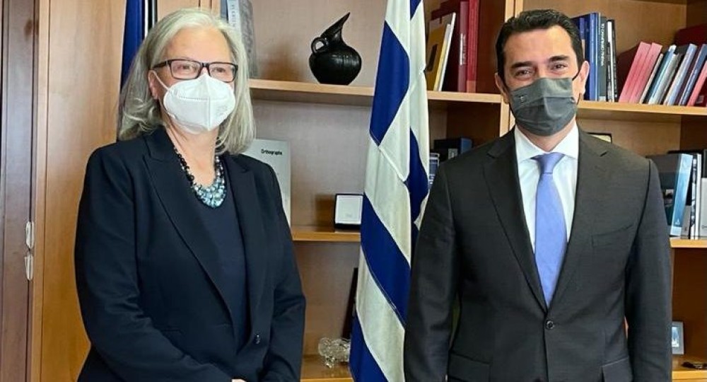 Συνάντηση Σκρέκα με την Πρέσβη της Αυστρίας στην Ελλάδα 