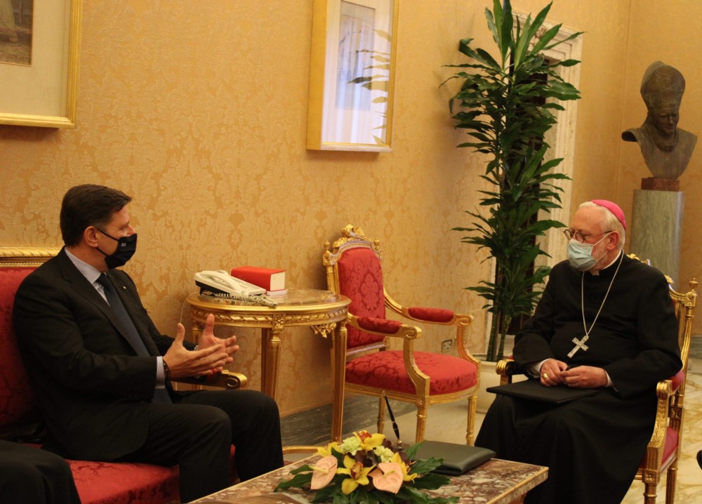 Επίσκεψη Βαρβιτσιώτη στο Βατικανό: Στο επίκεντρο Τουρκία, Λιβύη, Μ. Ανατολή