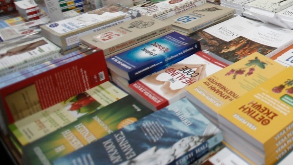 Εκδόσεις: Ανθεκτικό το βιβλίο στην Ευρώπη, μείωση πωλήσεων στην Ελλάδα