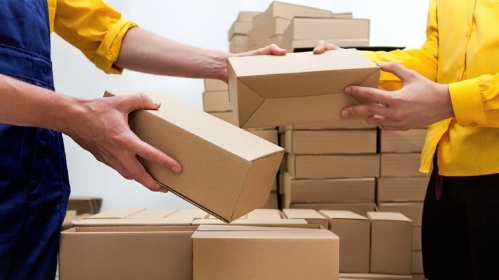 Επιτρέπεται η εγκατάσταση ΑΤΜ παράδοσης ταχυδρομικών αντικειμένων