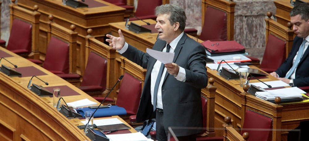 Μιχάλης Χρυσοχοΐδης: Δεν παραιτήθηκε ο πρόεδρος του ΕΟΦ, έληξε η θητεία του