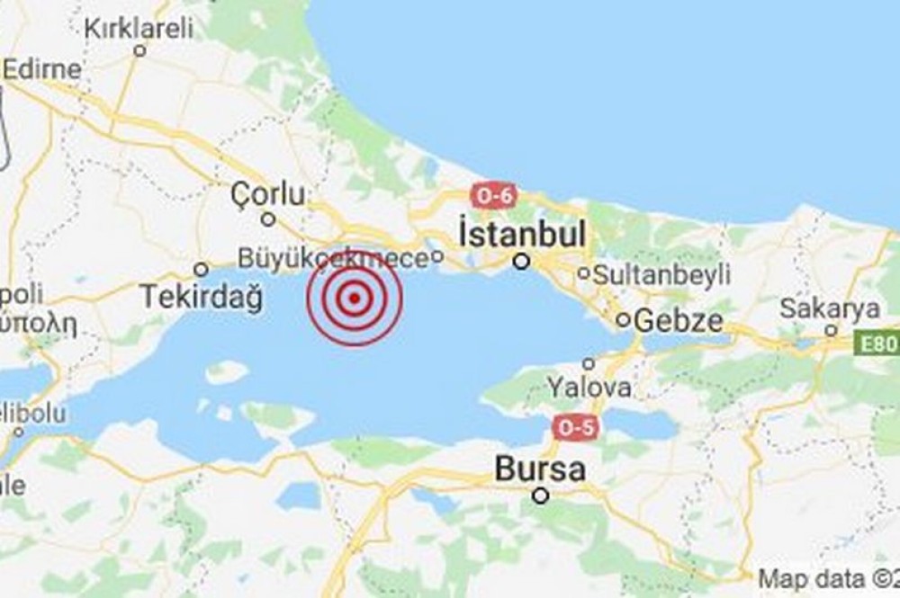 Τουρκία: Μεγάλος σεισμός στην Κωνσταντινούπολη (vids)