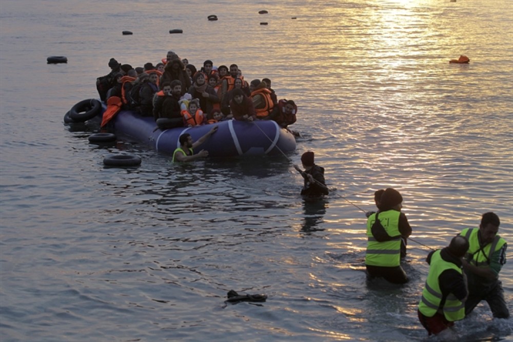 Εντοπισμός και διάσωση 51 μεταναστών και προσφύγων στο Καρλόβασι