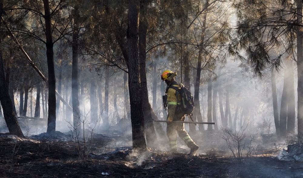 Δασικές πυρκαγιές μαίνονται στη Γαλικία &#8211; Εκκενώθηκαν χωριά