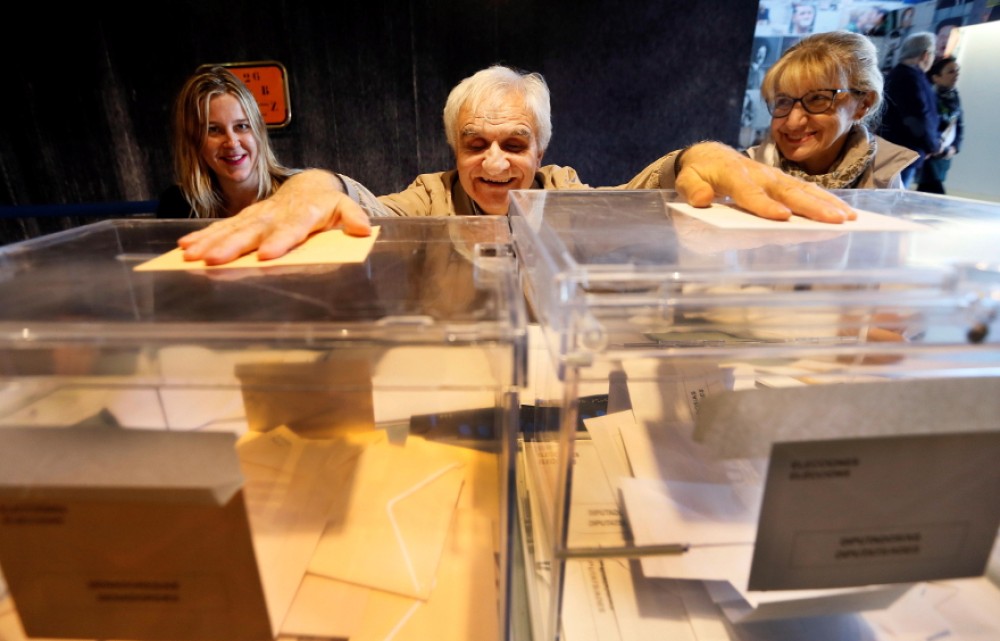 Μειωμένη η προσέλευση στις ισπανικές εκλογές