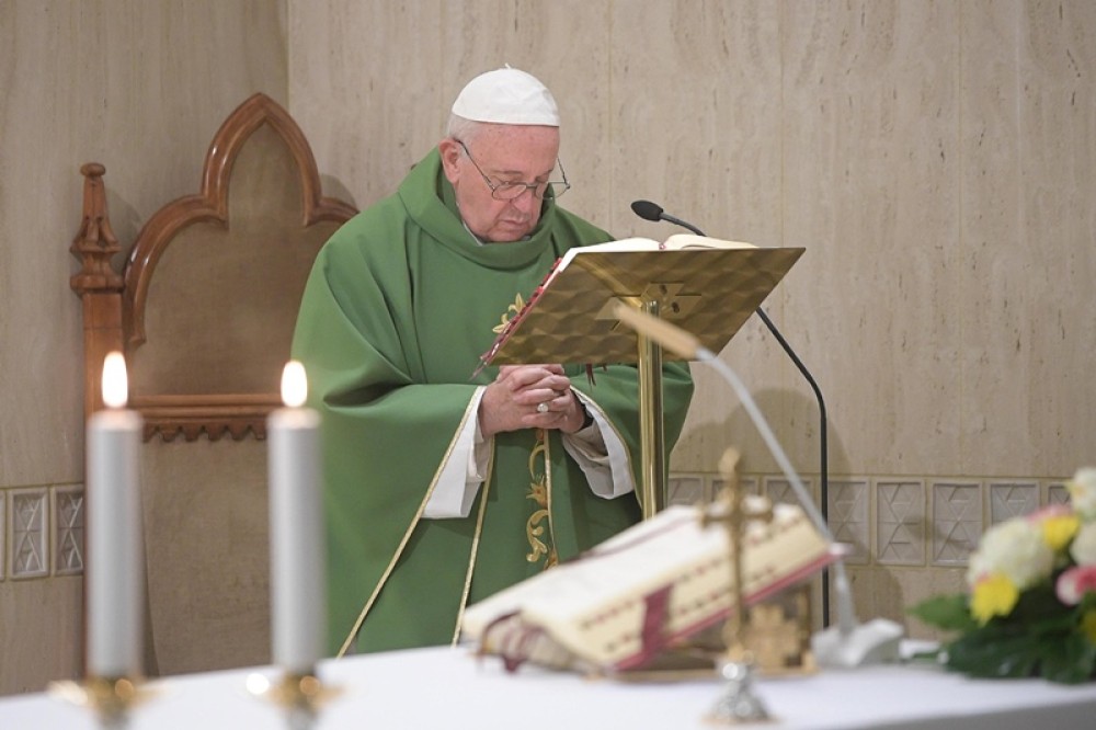 «Καμπανάκι» από τον πάπα Φραγκίσκο: Κάποιες ομιλίες θυμίζουν τον&#8230; Χίτλερ