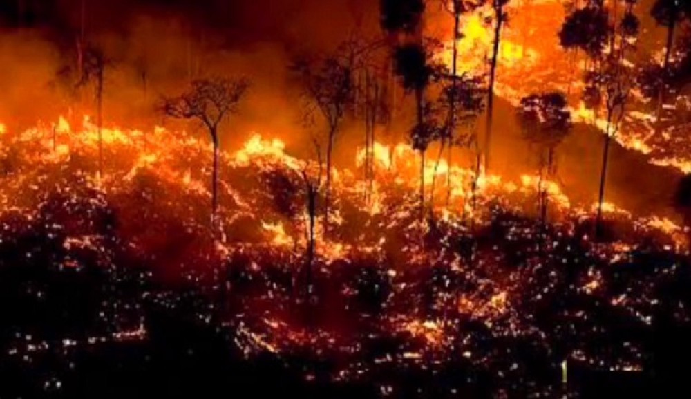 Αμαζόνιος- 20 εκατομμύρια δολάρια από τους ηγέτες της G7 για την κατάσβεση των πυρκαγιών