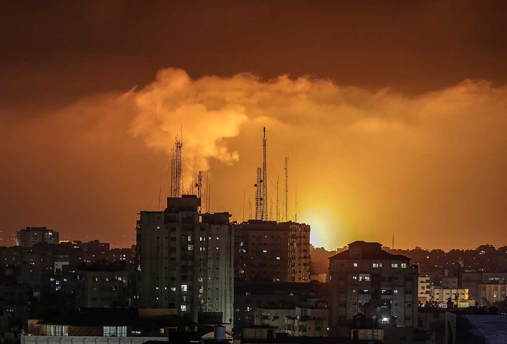 &#8220;Ματωμένη Δευτέρα&#8221; σε Ιερουσαλήμ και Γάζα: Εκτοξεύσεις ρουκετών και αεροπορικές επιθέσεις