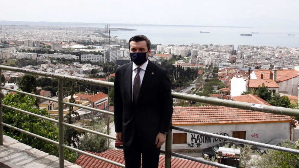 Προκαλεί ο Τούρκος υφυπουργός Εξωτερικών από τη Θεσσαλονίκη