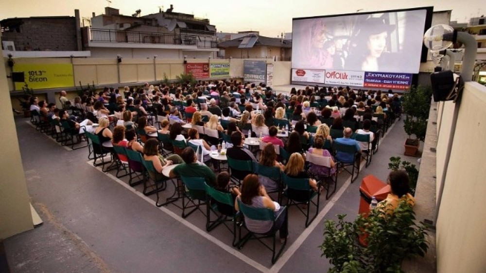 Γιατρομανωλάκης: Τον Μάιο ανοίγουν τα μουσεία-Το σχέδιο για συναυλίες, κινηματογράφους