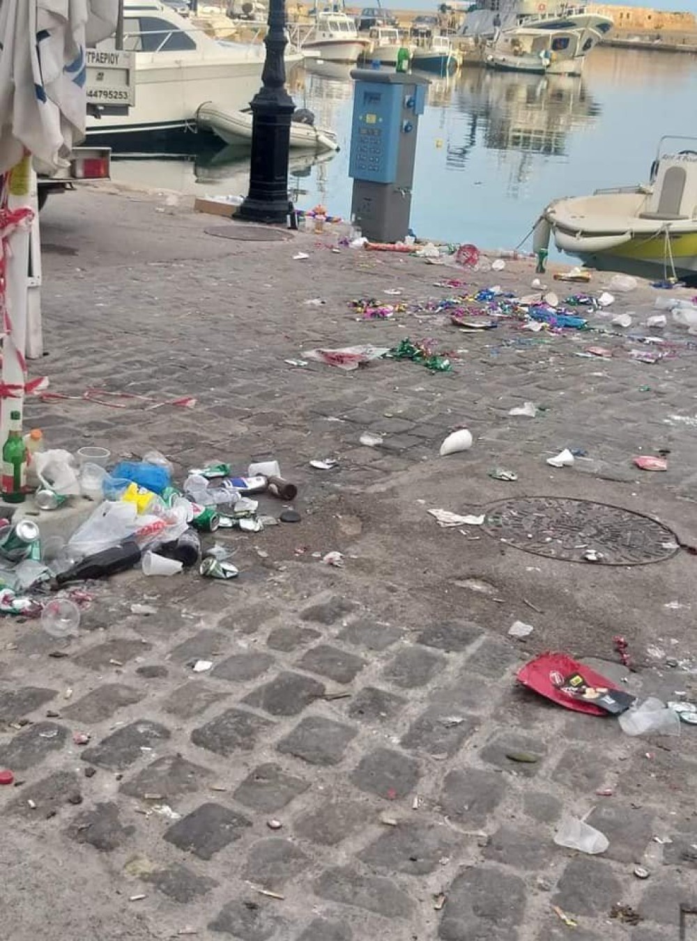 Χανιά: Εικόνες ντροπής από κορωνοπάρτι στο Ενετικό Λιμάνι