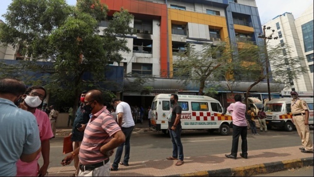 Ινδία: 18 νεκροί από πυρκαγιά σε ΜΕΘ &#8211; Νοσηλεύονταν για κορωνοϊό